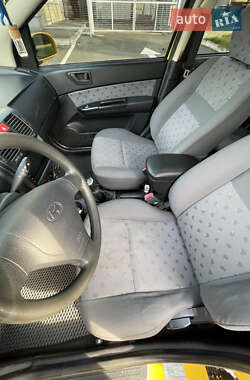 Хэтчбек Hyundai Getz 2004 в 