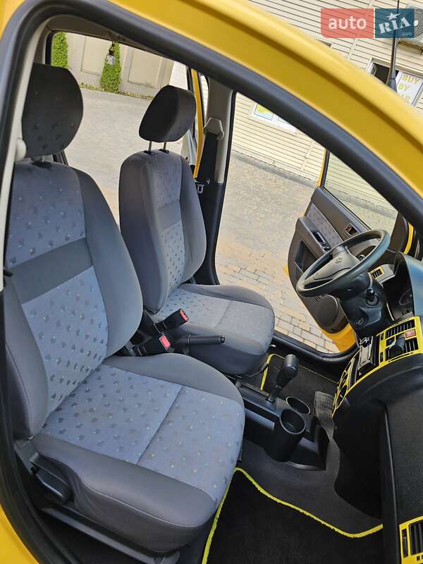 Хэтчбек Hyundai Getz 2004 в Одессе