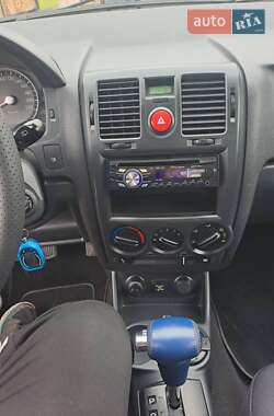 Хэтчбек Hyundai Getz 2010 в 