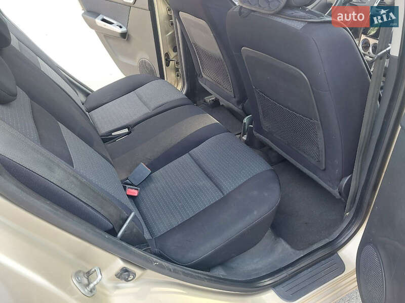 Хэтчбек Hyundai Getz 2008 в Днепре