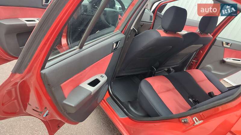 Хетчбек Hyundai Getz 2008 в Кам'янському фото 20 Хетчбек Hyundai Getz 2008 в Кам'янському