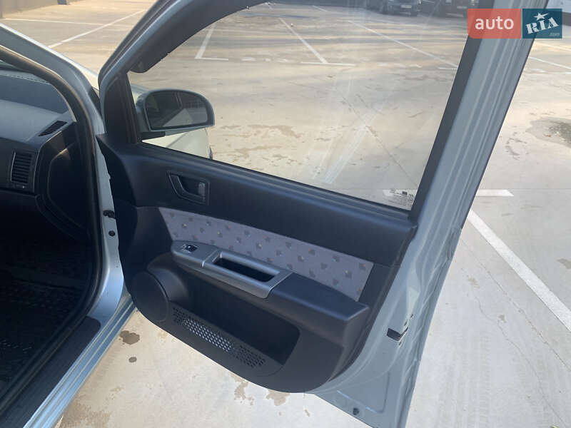Хетчбек Hyundai Getz 2005 в Києві фото 12 Хетчбек Hyundai Getz 2005 в Києві