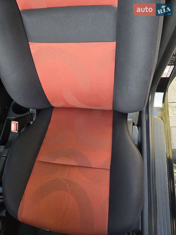 Хетчбек Hyundai Getz 2008 в Дніпрі фото 15 Хетчбек Hyundai Getz 2008 в Дніпрі