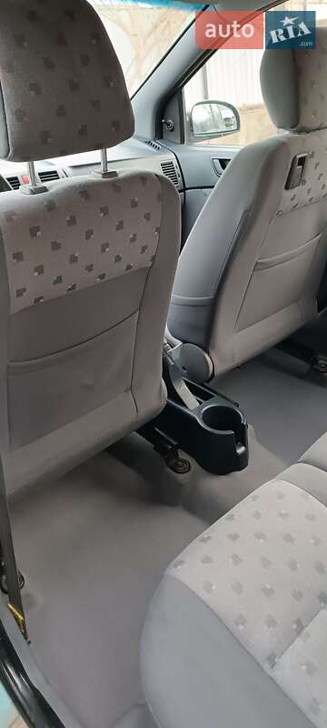 Хэтчбек Hyundai Getz 2003 в Новоселице