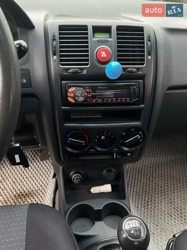 Хэтчбек Hyundai Getz 2009 в Дубно