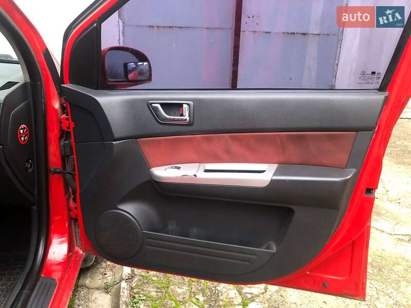 Хетчбек Hyundai Getz 2006 в Новомосковську