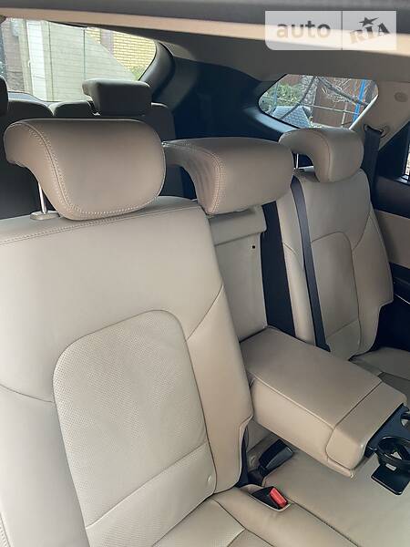 Позашляховик / Кросовер Hyundai Grand Santa Fe 2017 в Вознесенську