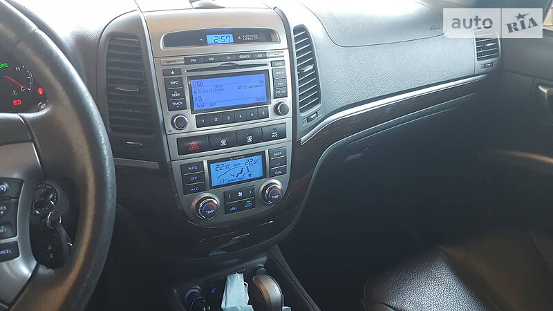 Позашляховик / Кросовер Hyundai Grand Santa Fe 2011 в Києві фото 7 Позашляховик / Кросовер Hyundai Grand Santa Fe 2011 в Києві