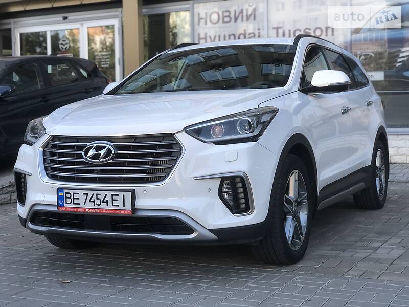 Внедорожник / Кроссовер Hyundai Grand Santa Fe 2017 в Николаеве