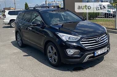 Внедорожник / Кроссовер Hyundai Grand Santa Fe 2015 в 