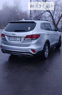 Позашляховик / Кросовер Hyundai Grand Santa Fe 2016 в Козятині