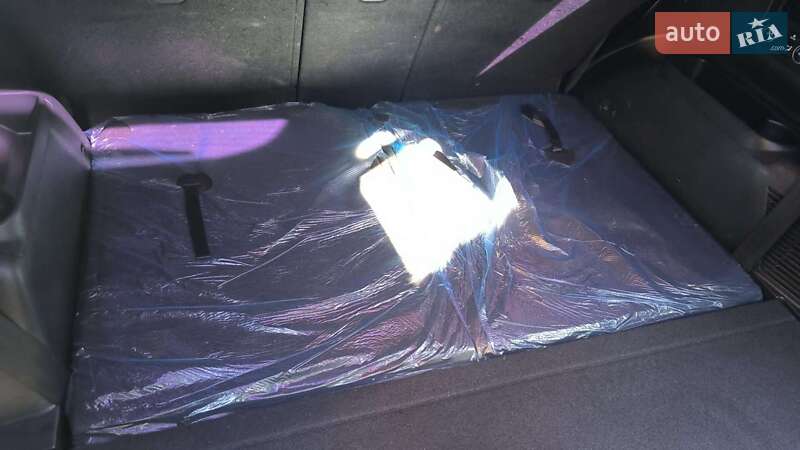 Внедорожник / Кроссовер Hyundai Grand Santa Fe 2014 в Киеве