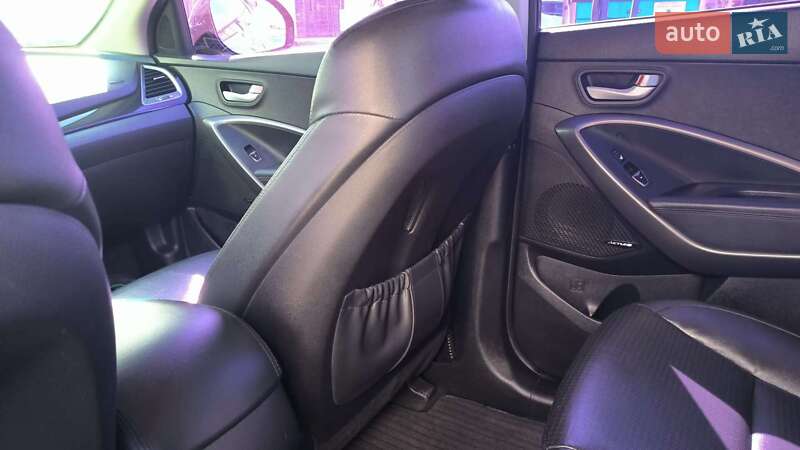 Внедорожник / Кроссовер Hyundai Grand Santa Fe 2014 в Киеве