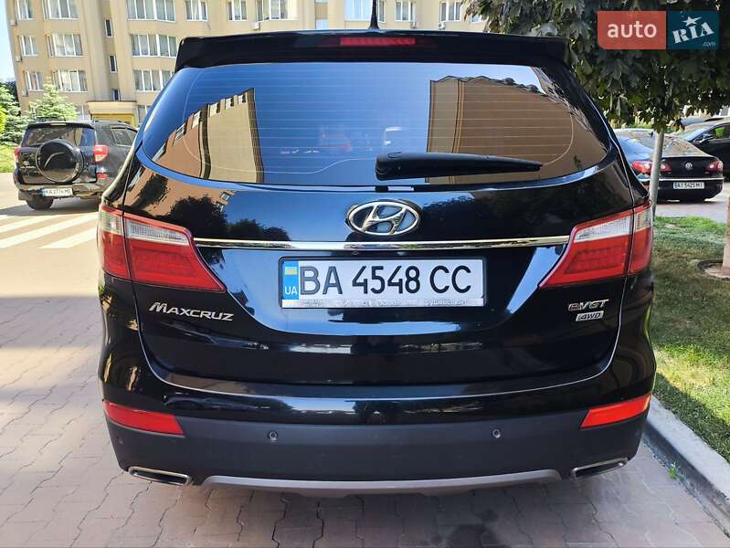Внедорожник / Кроссовер Hyundai Grand Santa Fe 2014 в Киеве