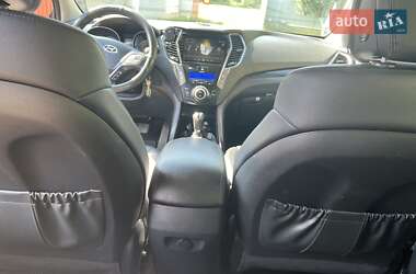 Позашляховик / Кросовер Hyundai Grand Santa Fe 2015 в 