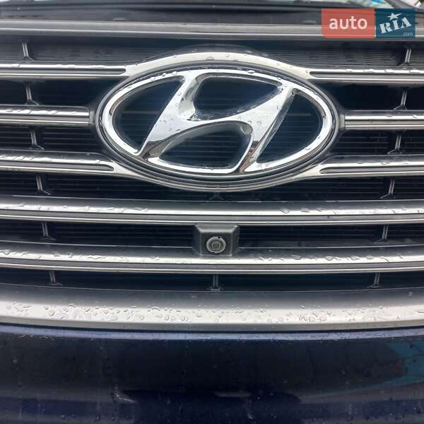 Позашляховик / Кросовер Hyundai Grand Santa Fe 2016 в Надвірній