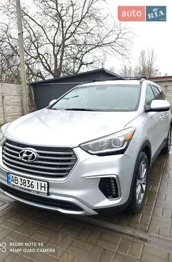Позашляховик / Кросовер Hyundai Grand Santa Fe 2016 в 