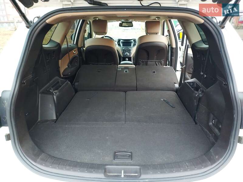 Внедорожник / Кроссовер Hyundai Grand Santa Fe 2016 в Хмельницком