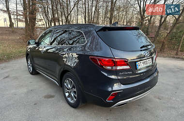 Позашляховик / Кросовер Hyundai Grand Santa Fe 2018 в 
