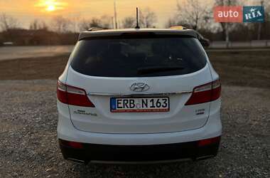 Позашляховик / Кросовер Hyundai Grand Santa Fe 2016 в 