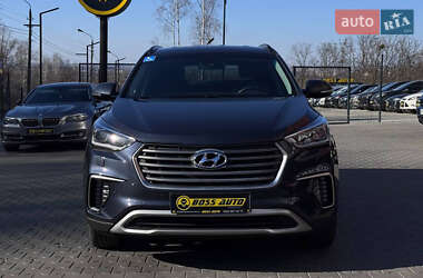 Позашляховик / Кросовер Hyundai Grand Santa Fe 2018 в 