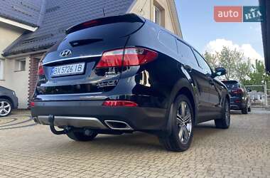 Внедорожник / Кроссовер Hyundai Grand Santa Fe 2016 в 