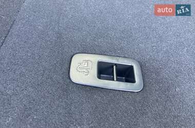 Внедорожник / Кроссовер Hyundai Grand Santa Fe 2016 в 