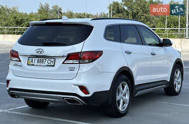 Позашляховик / Кросовер Hyundai Grand Santa Fe 2017 в 