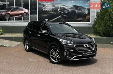 Позашляховик / Кросовер Hyundai Grand Santa Fe 2017 в Чернівцях