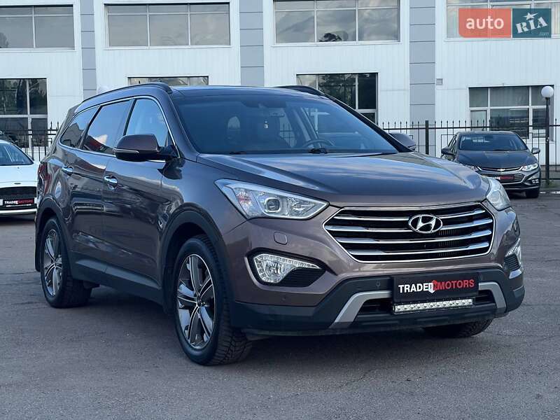 Hyundai Grand Santa Fe 2014