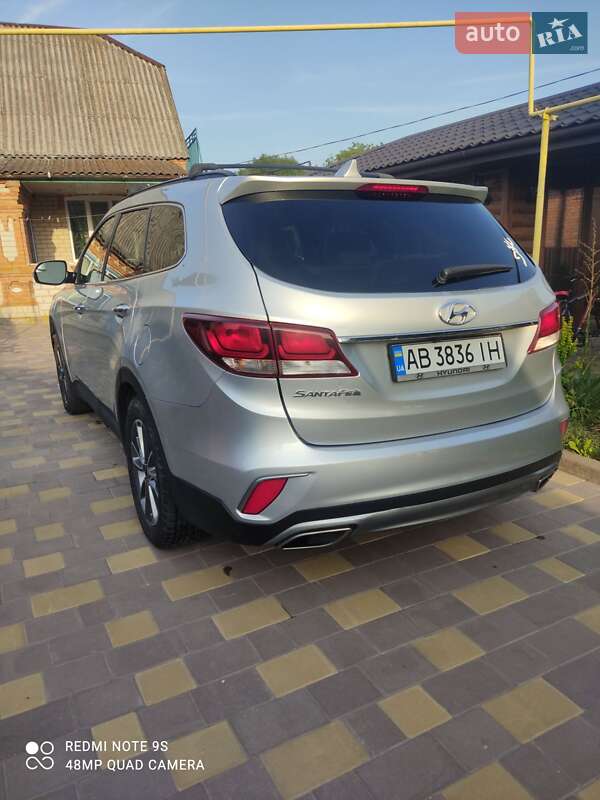 Внедорожник / Кроссовер Hyundai Grand Santa Fe 2016 в Казатине фото 6 Внедорожник / Кроссовер Hyundai Grand Santa Fe 2016 в Казатине