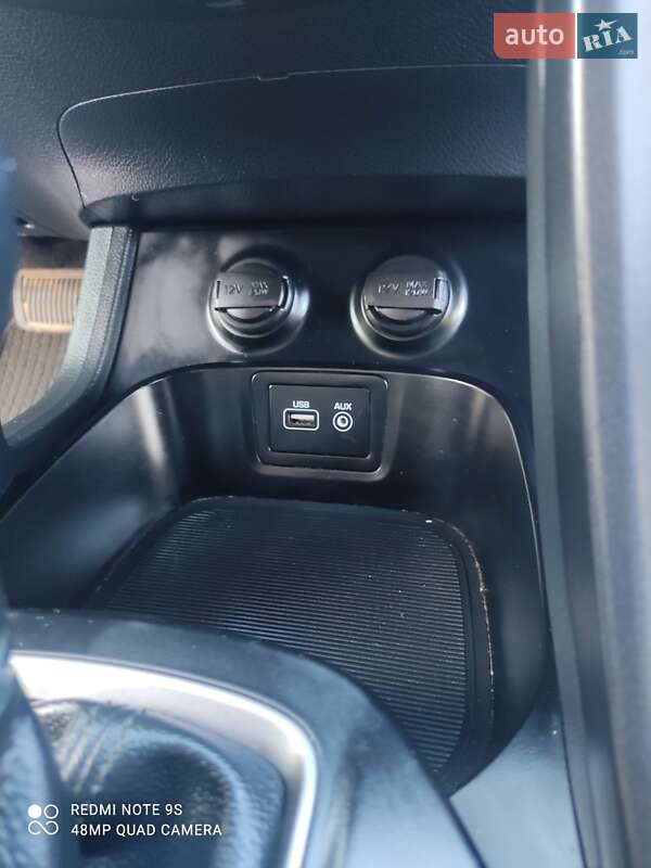 Внедорожник / Кроссовер Hyundai Grand Santa Fe 2016 в Казатине фото 18 Внедорожник / Кроссовер Hyundai Grand Santa Fe 2016 в Казатине