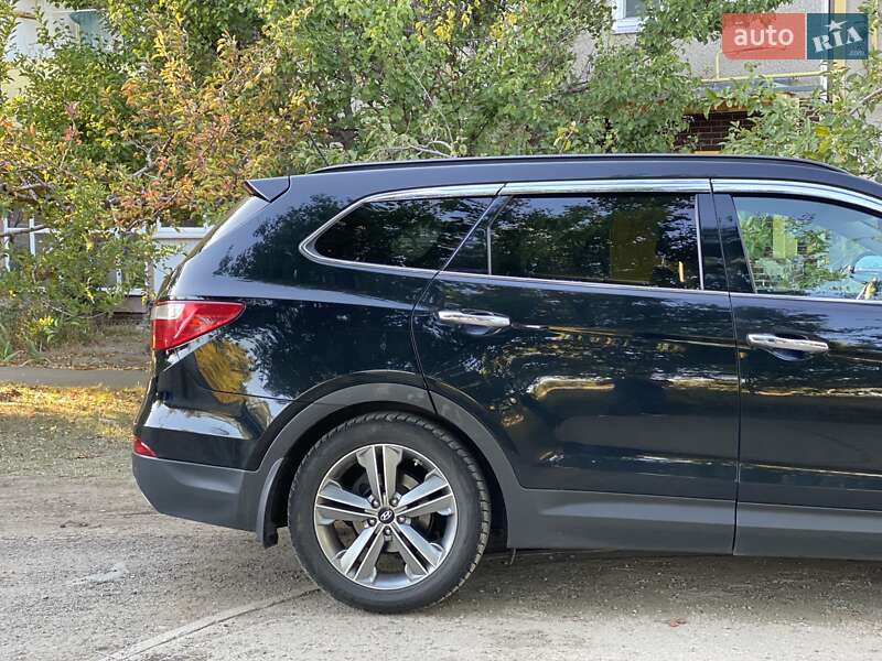 Внедорожник / Кроссовер Hyundai Grand Santa Fe 2015 в Широком фото 2 Внедорожник / Кроссовер Hyundai Grand Santa Fe 2015 в Широком