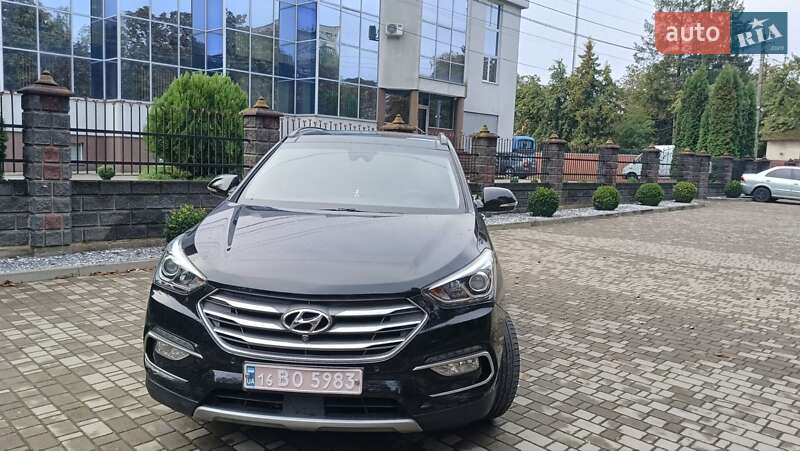 Внедорожник / Кроссовер Hyundai Grand Santa Fe 2016 в Ровно