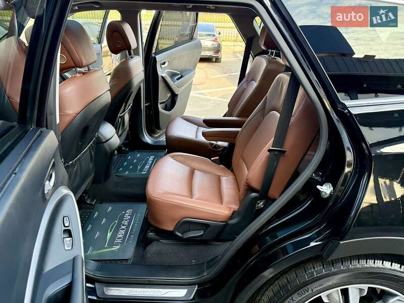 Внедорожник / Кроссовер Hyundai Grand Santa Fe 2015 в Киеве