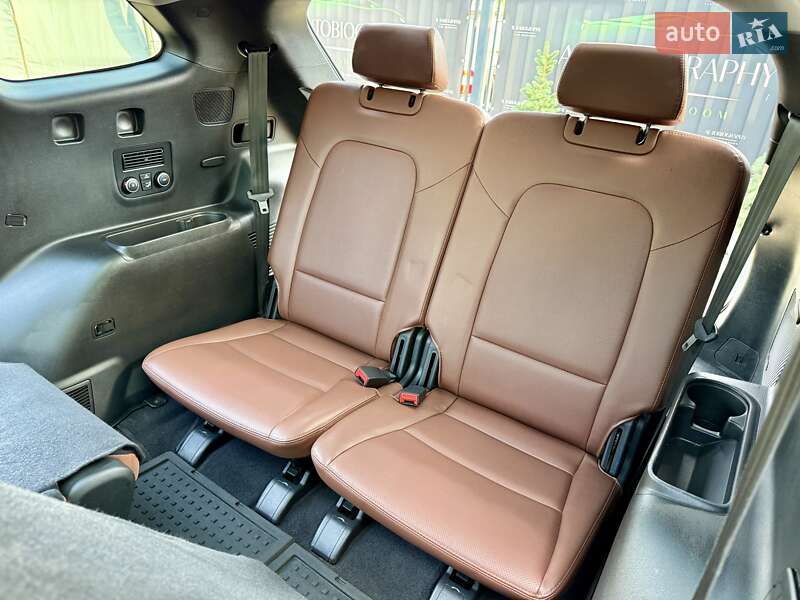 Внедорожник / Кроссовер Hyundai Grand Santa Fe 2015 в Киеве