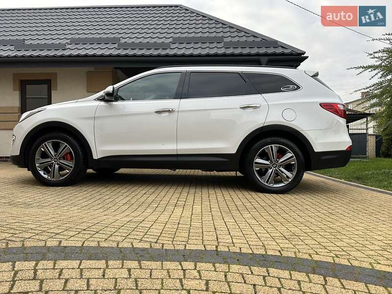 Внедорожник / Кроссовер Hyundai Grand Santa Fe 2015 в Хмельницком