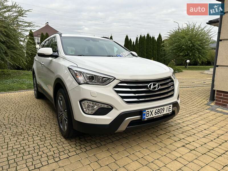 Внедорожник / Кроссовер Hyundai Grand Santa Fe 2015 в Хмельницком