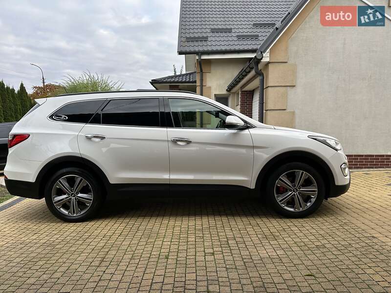 Внедорожник / Кроссовер Hyundai Grand Santa Fe 2015 в Хмельницком