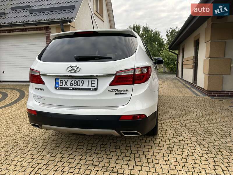 Внедорожник / Кроссовер Hyundai Grand Santa Fe 2015 в Хмельницком