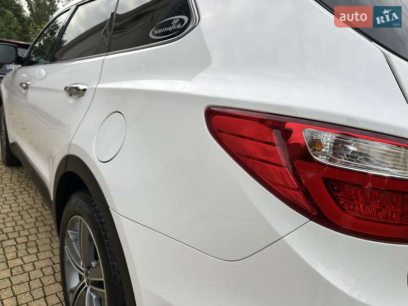 Внедорожник / Кроссовер Hyundai Grand Santa Fe 2015 в Хмельницком