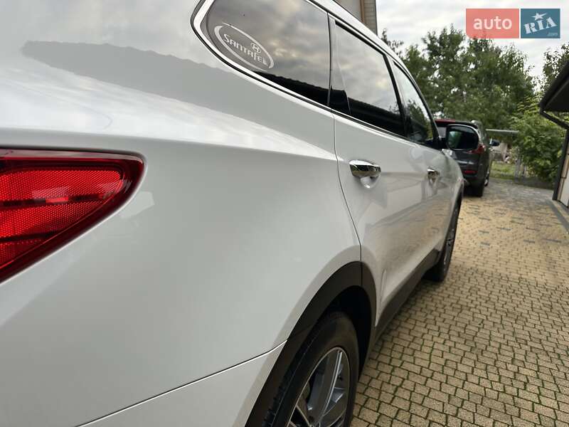 Внедорожник / Кроссовер Hyundai Grand Santa Fe 2015 в Хмельницком