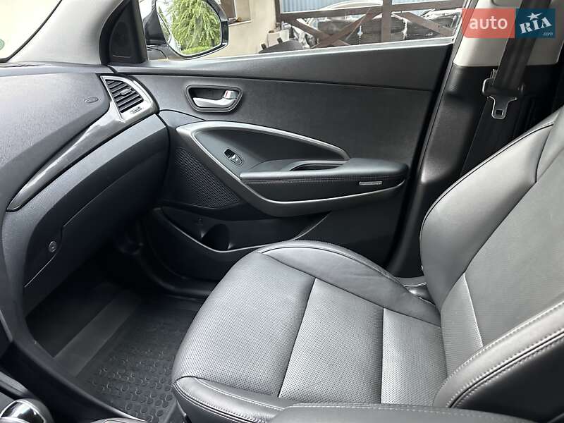 Внедорожник / Кроссовер Hyundai Grand Santa Fe 2015 в Хмельницком