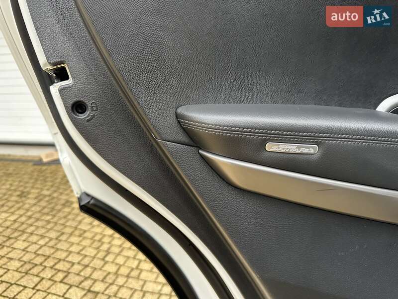 Внедорожник / Кроссовер Hyundai Grand Santa Fe 2015 в Хмельницком