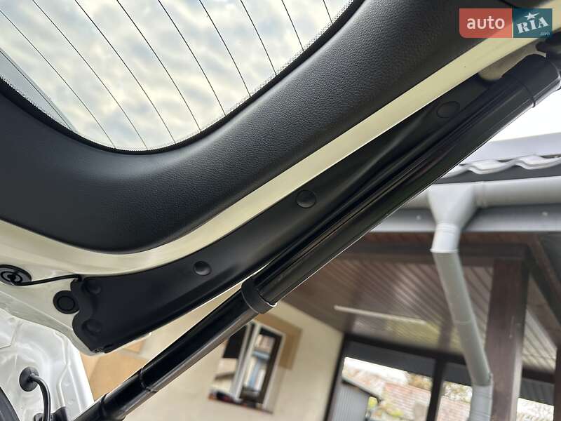 Внедорожник / Кроссовер Hyundai Grand Santa Fe 2015 в Хмельницком