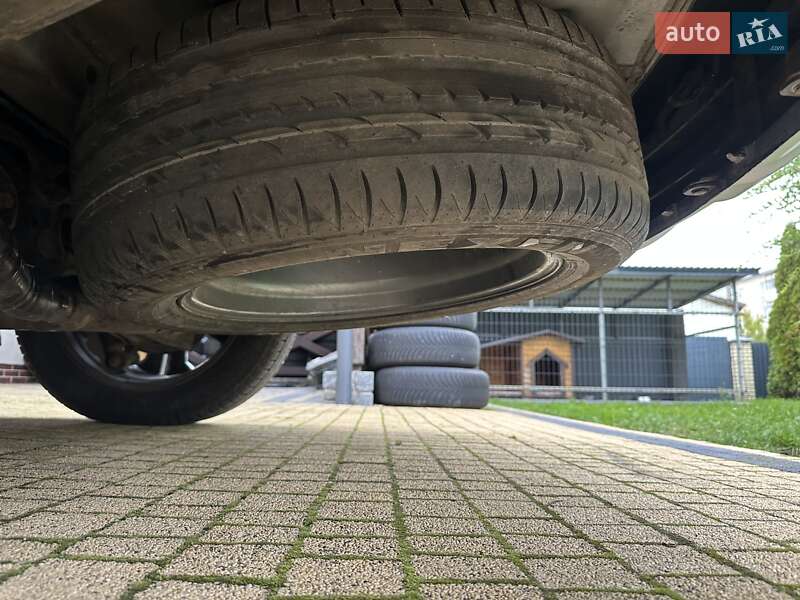 Внедорожник / Кроссовер Hyundai Grand Santa Fe 2015 в Хмельницком