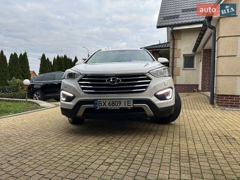 Внедорожник / Кроссовер Hyundai Grand Santa Fe 2015 в Хмельницком