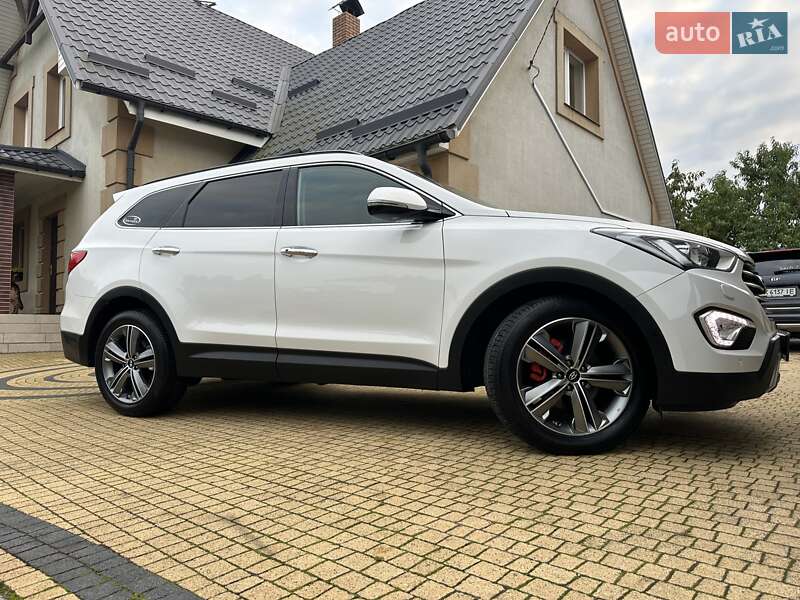 Внедорожник / Кроссовер Hyundai Grand Santa Fe 2015 в Хмельницком
