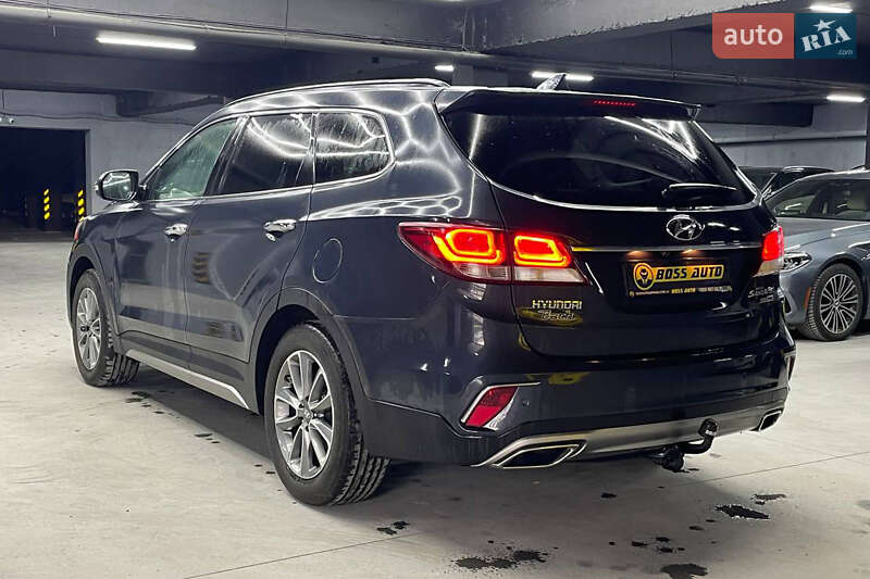 Внедорожник / Кроссовер Hyundai Grand Santa Fe 2018 в Черновцах