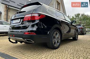 Внедорожник / Кроссовер Hyundai Grand Santa Fe 2015 в 